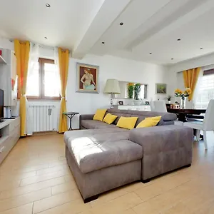 Chic Penthouse On Two Floors Appartamento